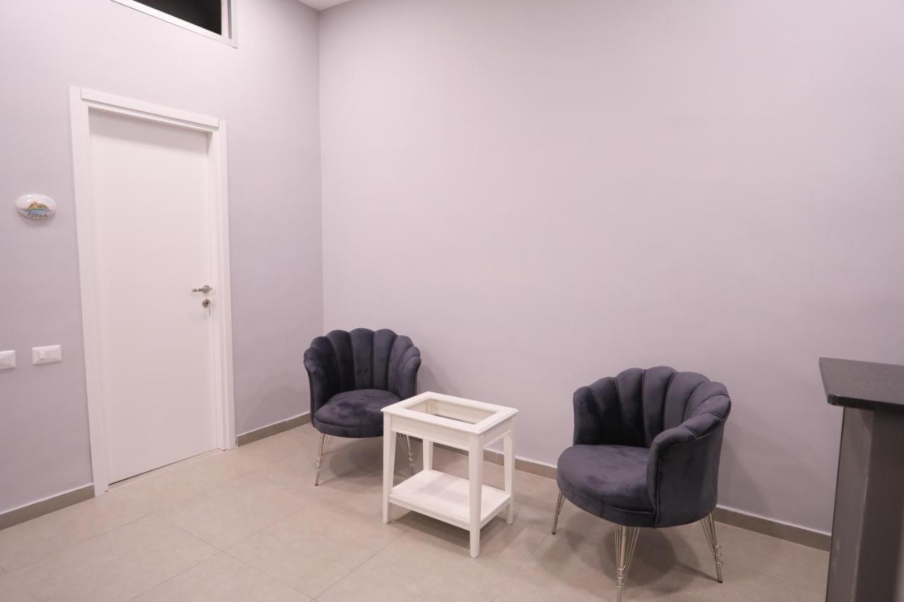 Residenza Esposito Economy Rooms Nápoles Exterior foto